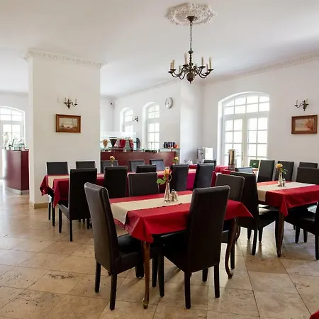 Walzer Hotel Budapesta