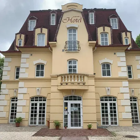 Walzer Szálloda 3*