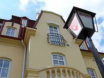 沃尔泽酒店及餐厅